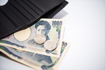 愛車を迎えるための資金に